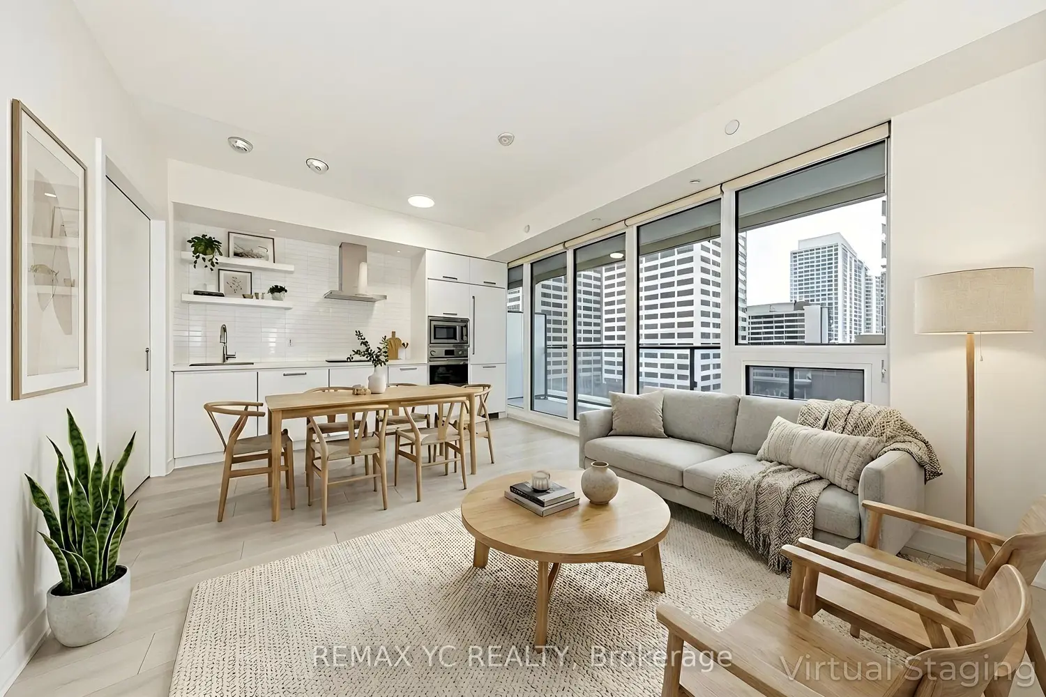 Additional image 5 of 2221 Yonge Street 1111