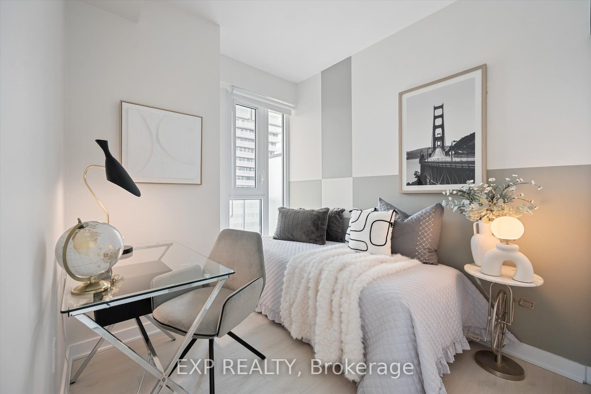 Additional image 4 of 1403-3900 Confederation Parkway, Mississauga, ON, L5B 0M3