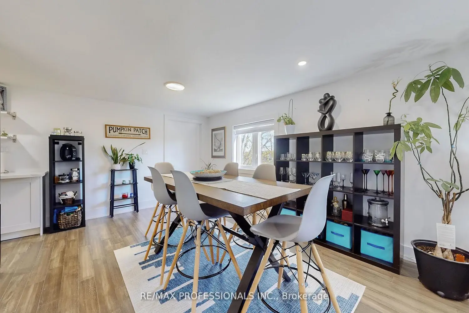 Additional image 12 of 4 Martin Grove Road