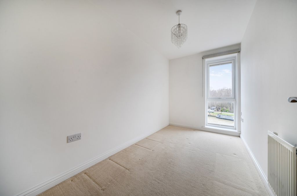 Additional image 11 of 2 bed flat for saleAngelica Road, Lincoln, Lincolnshire LN1