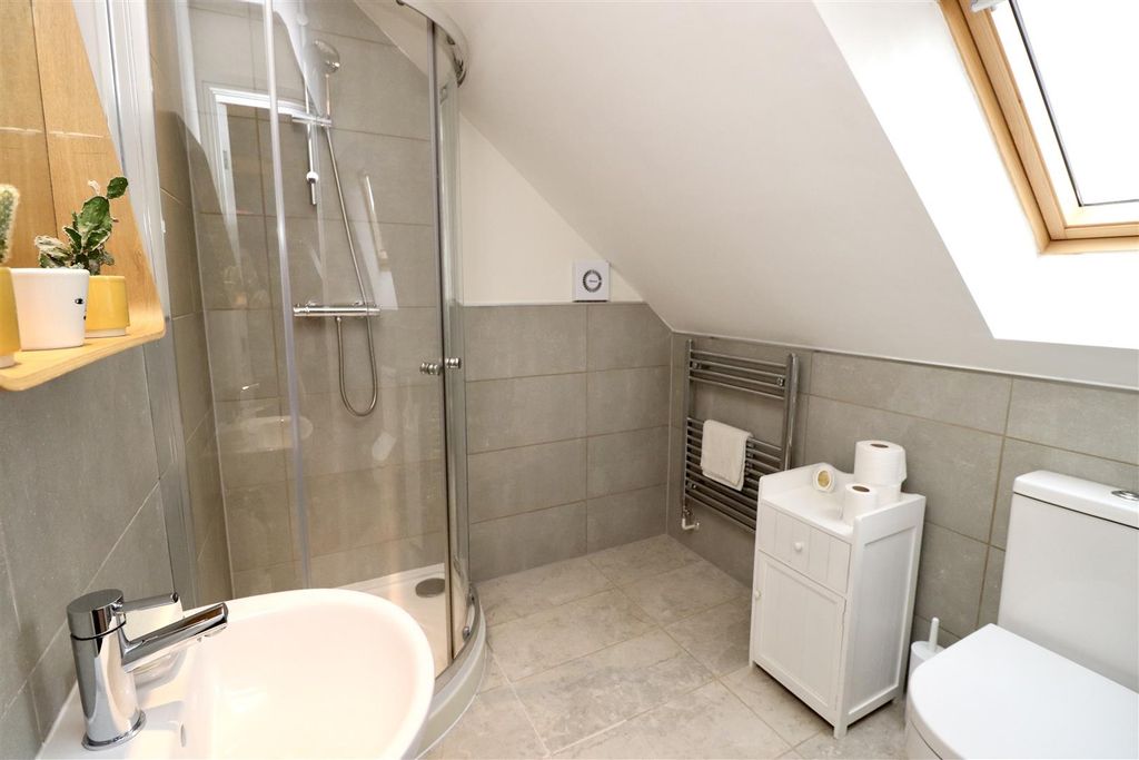 Additional image 7 of 4 bed detached house for saleHoughton Close, Market Weighton, York YO43