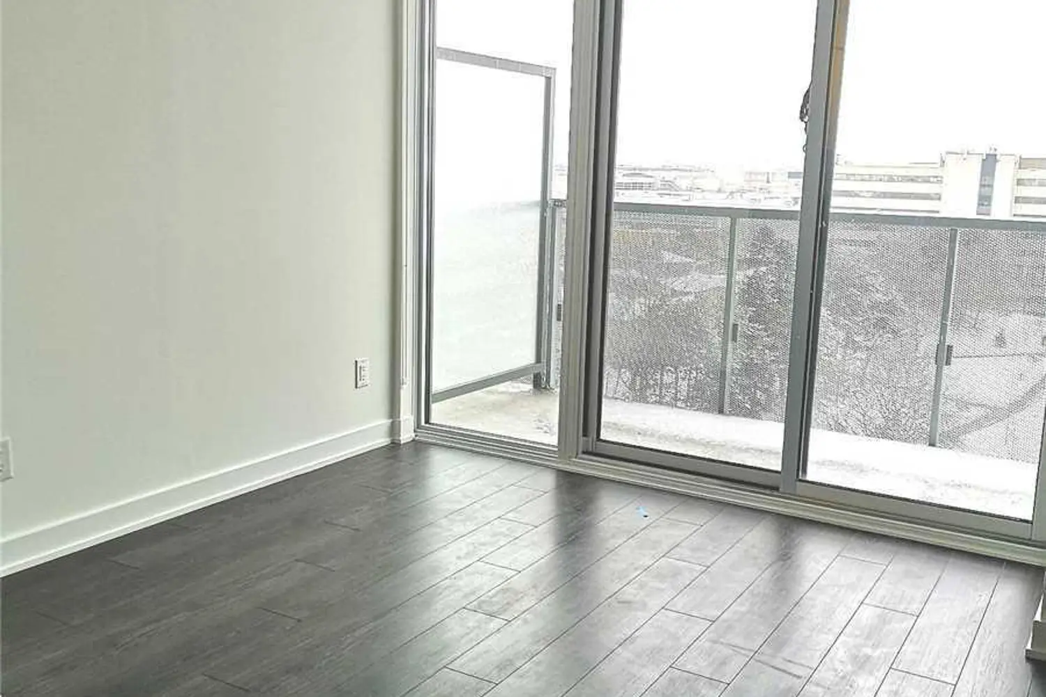 Additional image 4 of 160 Flemington Road 1009