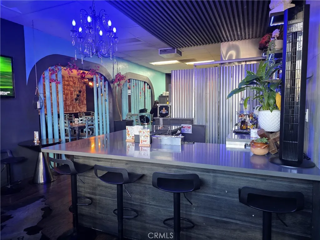 Additional image 9 of 7213 Balboa Boulevard, Van Nuys, CA 91406