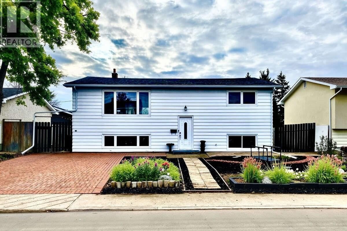Additional image 7 of 7227 6th Avenue, Regina, SK, S4T0P3