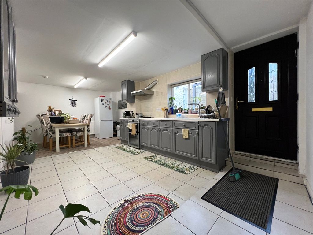 Additional image 20 of 8 bed flat for saleCartlett, Haverfordwest, Pembrokeshire SA61