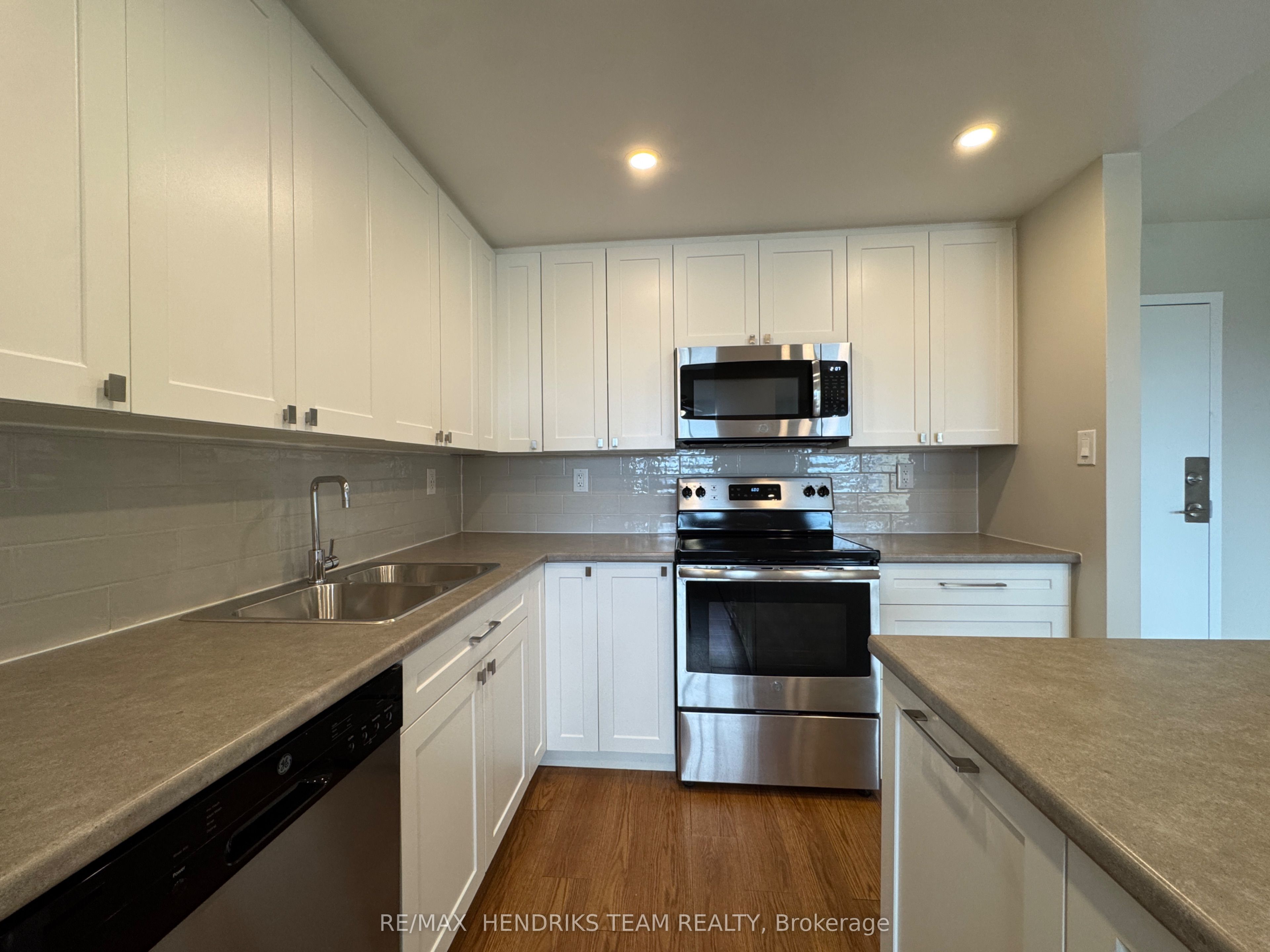 Additional image 4 of 127-5611 Valley Way, Niagara Falls, ON, L2E 7A9