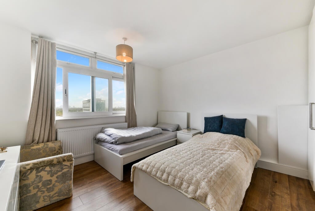 Additional image 6 of 2 Bed Flat, Campden Hill Towers, W11, N1 7GU