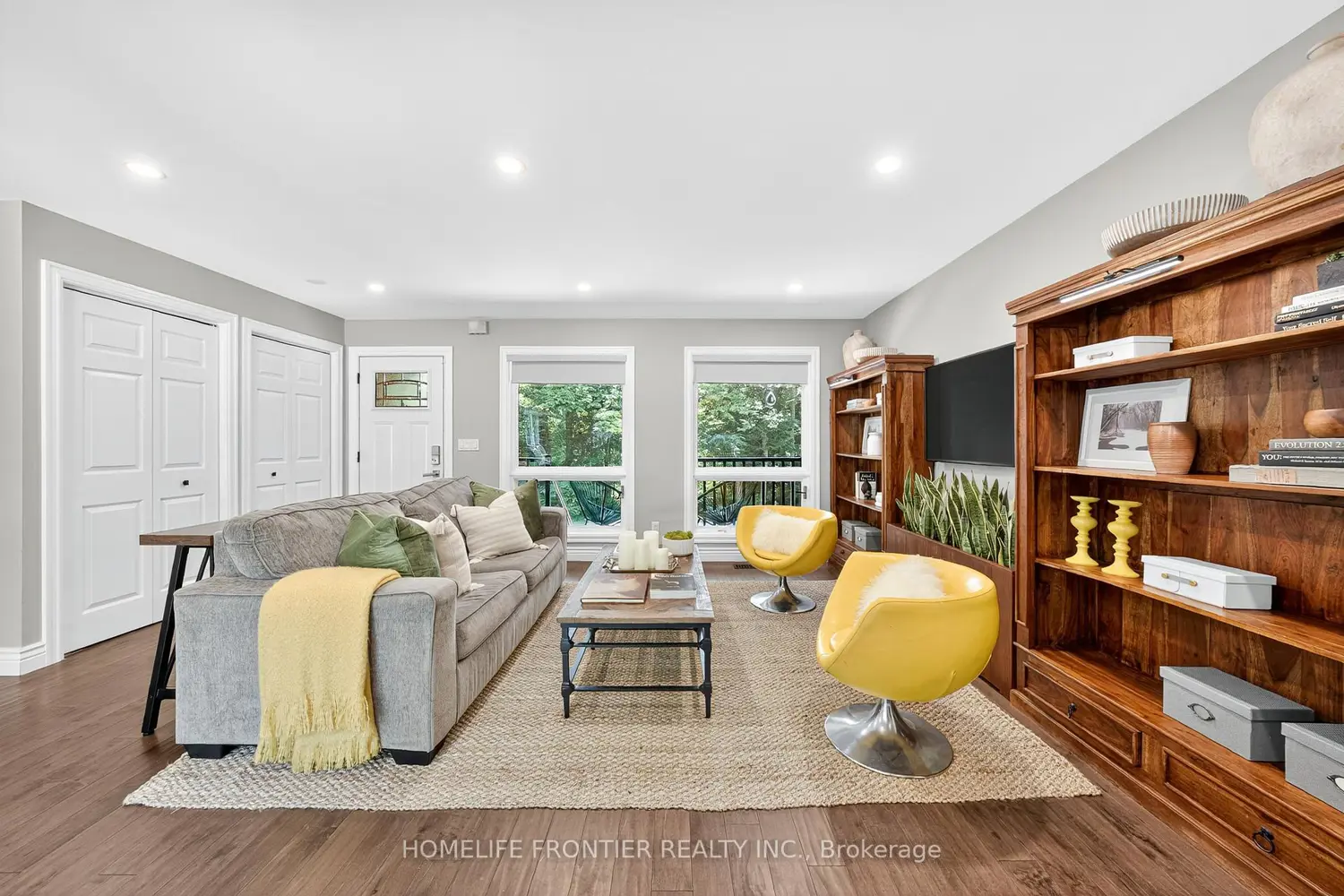 Additional image 3 of 7896 6Th Line