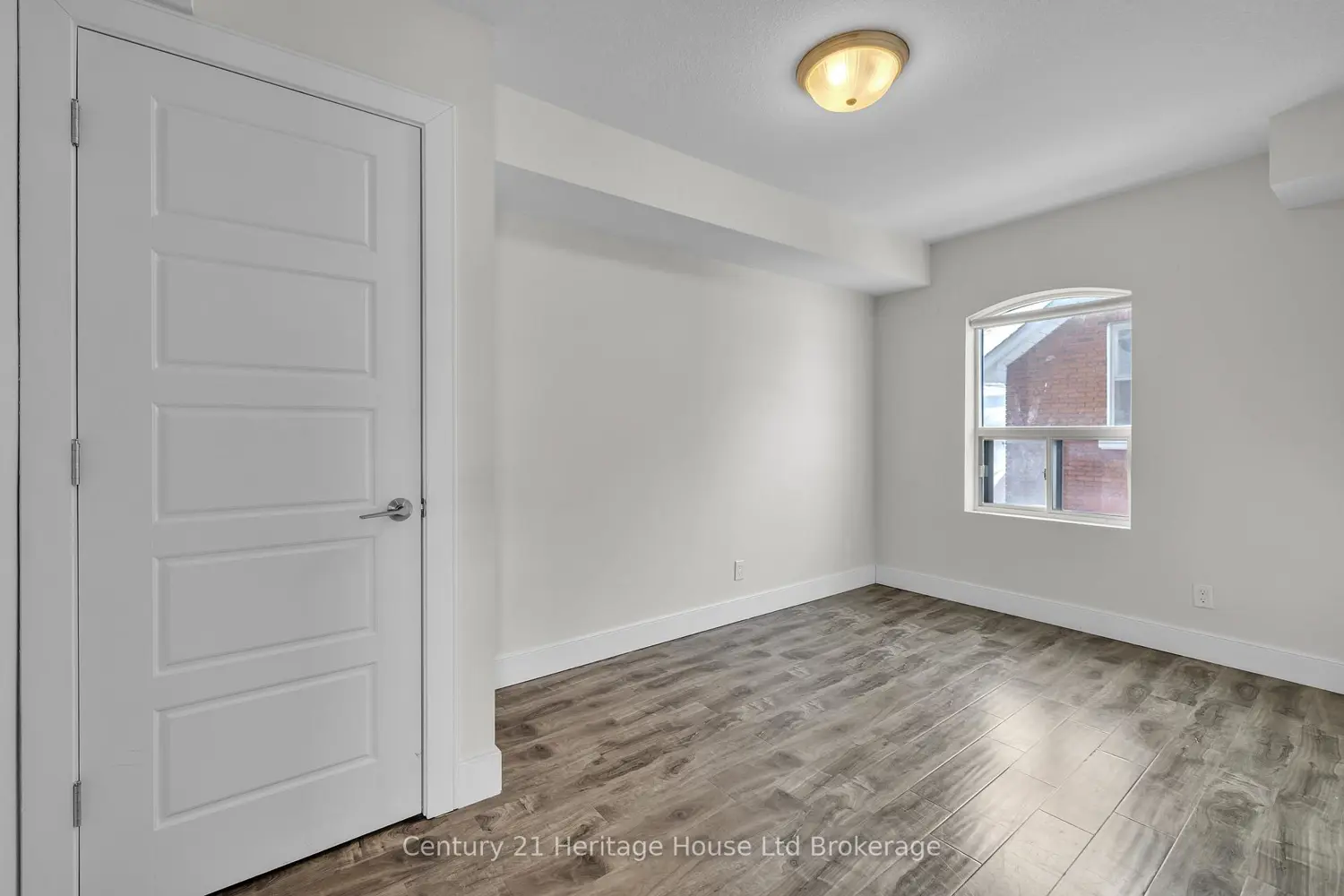 Additional image 8 of 34 Brock Street 201