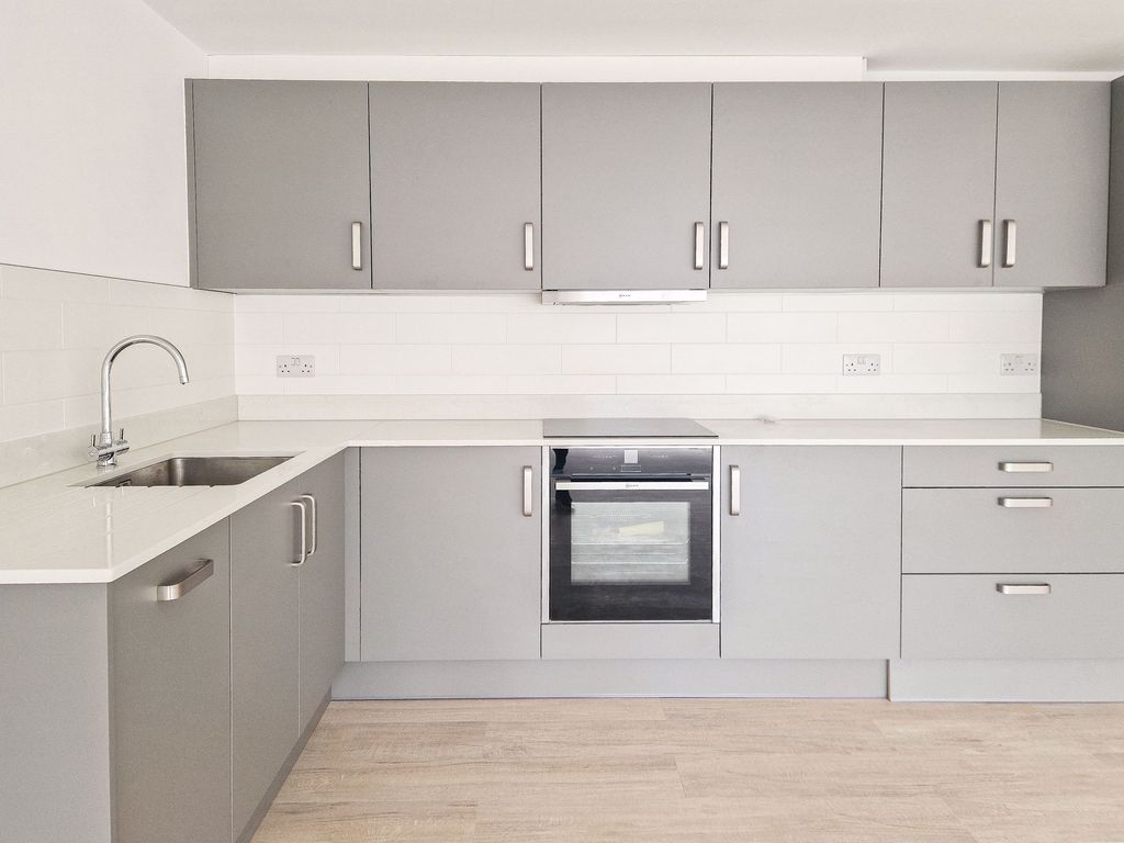 Additional image 5 of 2 bed flat for sale7 Crahamel House, St Helier JE2