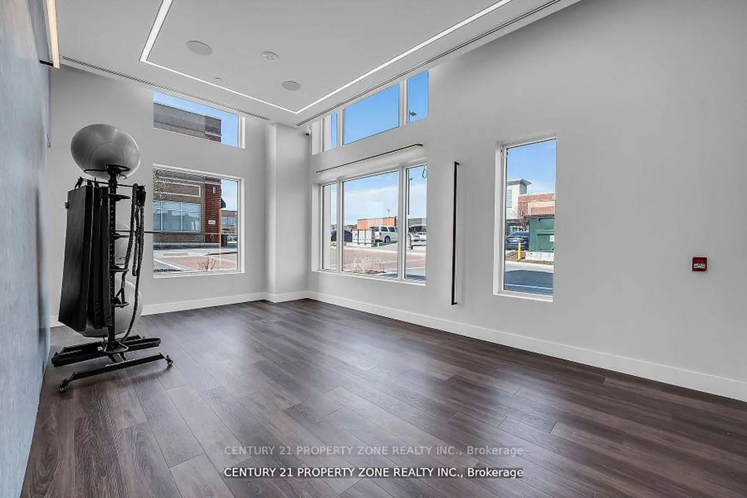 Additional image 9 of 509 Dundas Street 417