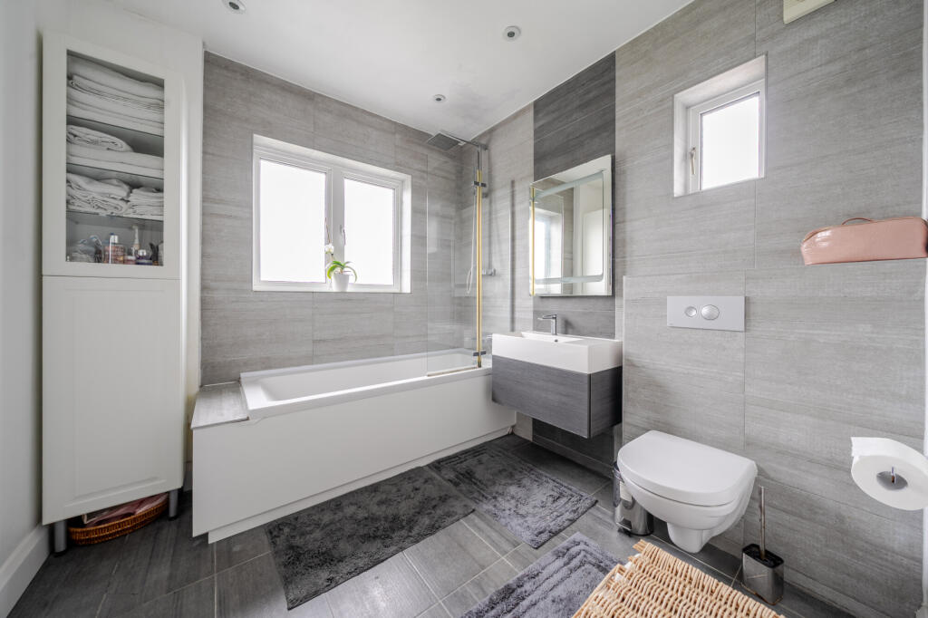 Additional image 6 of Gurney Court Road, St. Albans, AL1