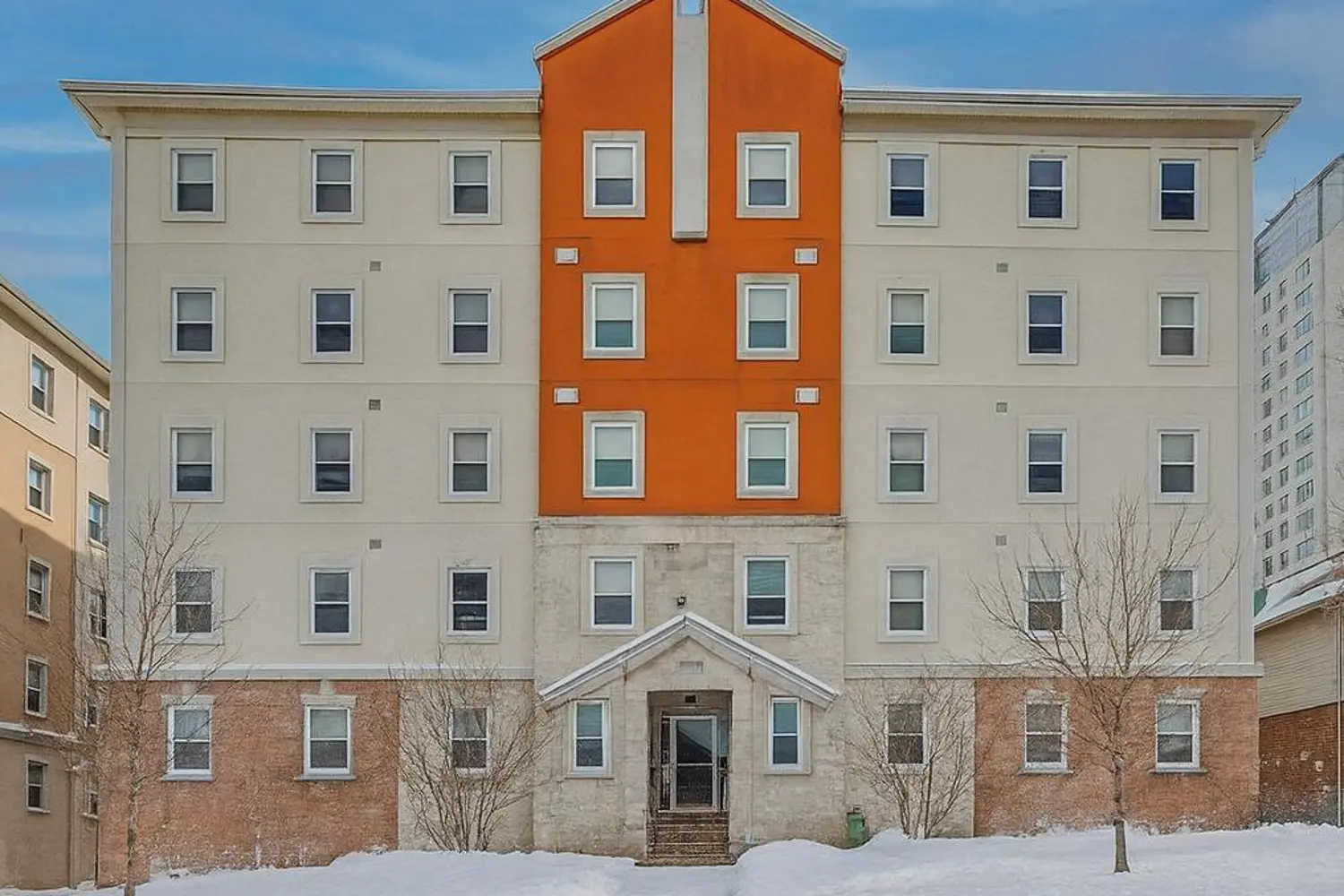 253 Lester Street #104