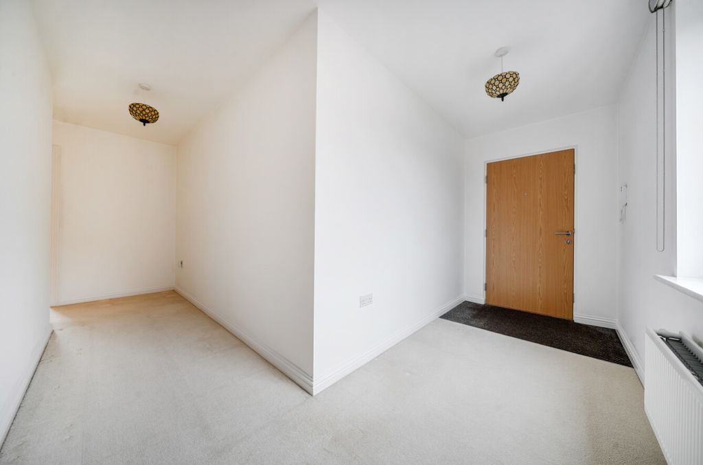 Additional image 7 of 2 bed flat for saleAngelica Road, Lincoln, Lincolnshire LN1