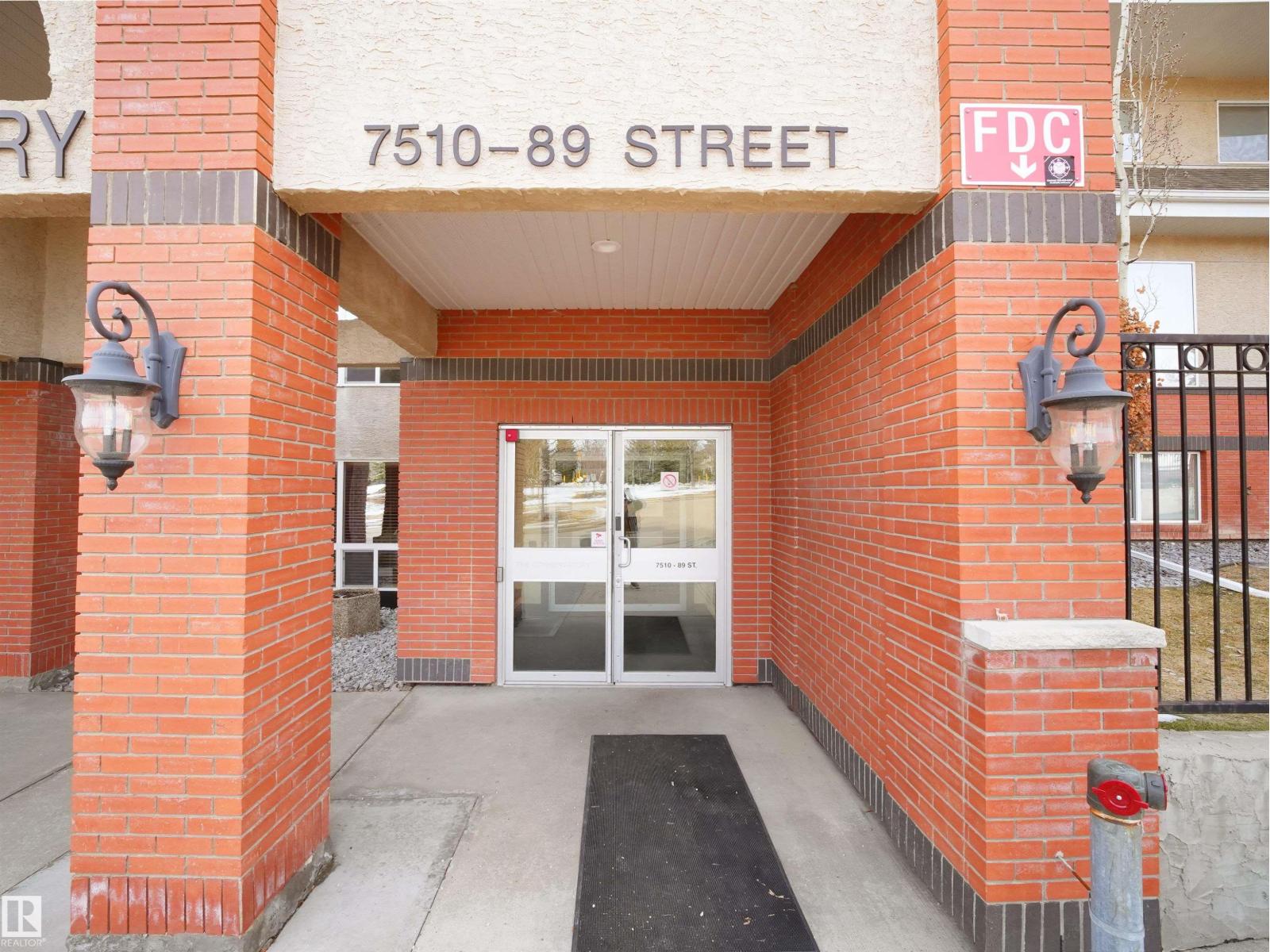225-7510 89 Street NW, Edmonton, AB, T6C0X5