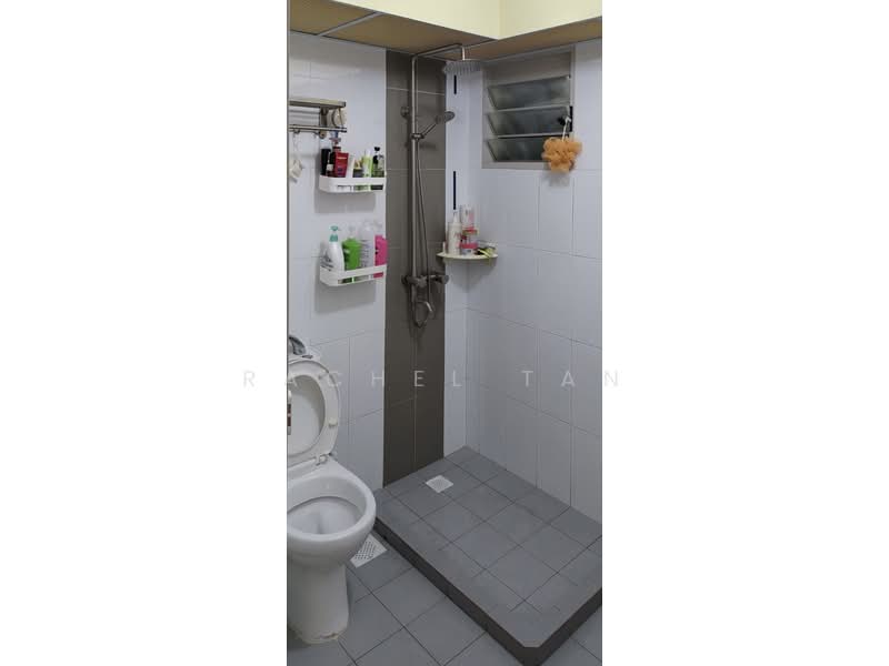 Additional image 5 of 215A Compassvale Drive