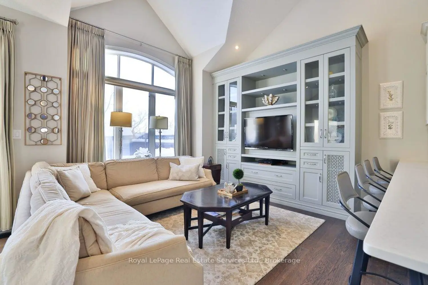 Additional image 4 of 3353 Liptay Avenue 12