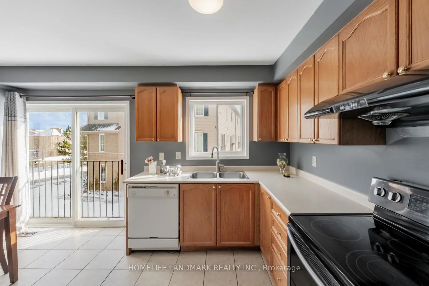 Additional image 7 of 4950 Albina Way 28