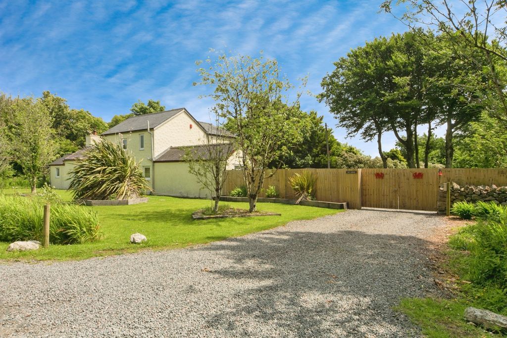 4 bed detached house for salePlas Bodafon Lodge, Rhos Lligwy, Mynydd Bodafon, Isle Of Anglesey LL71
