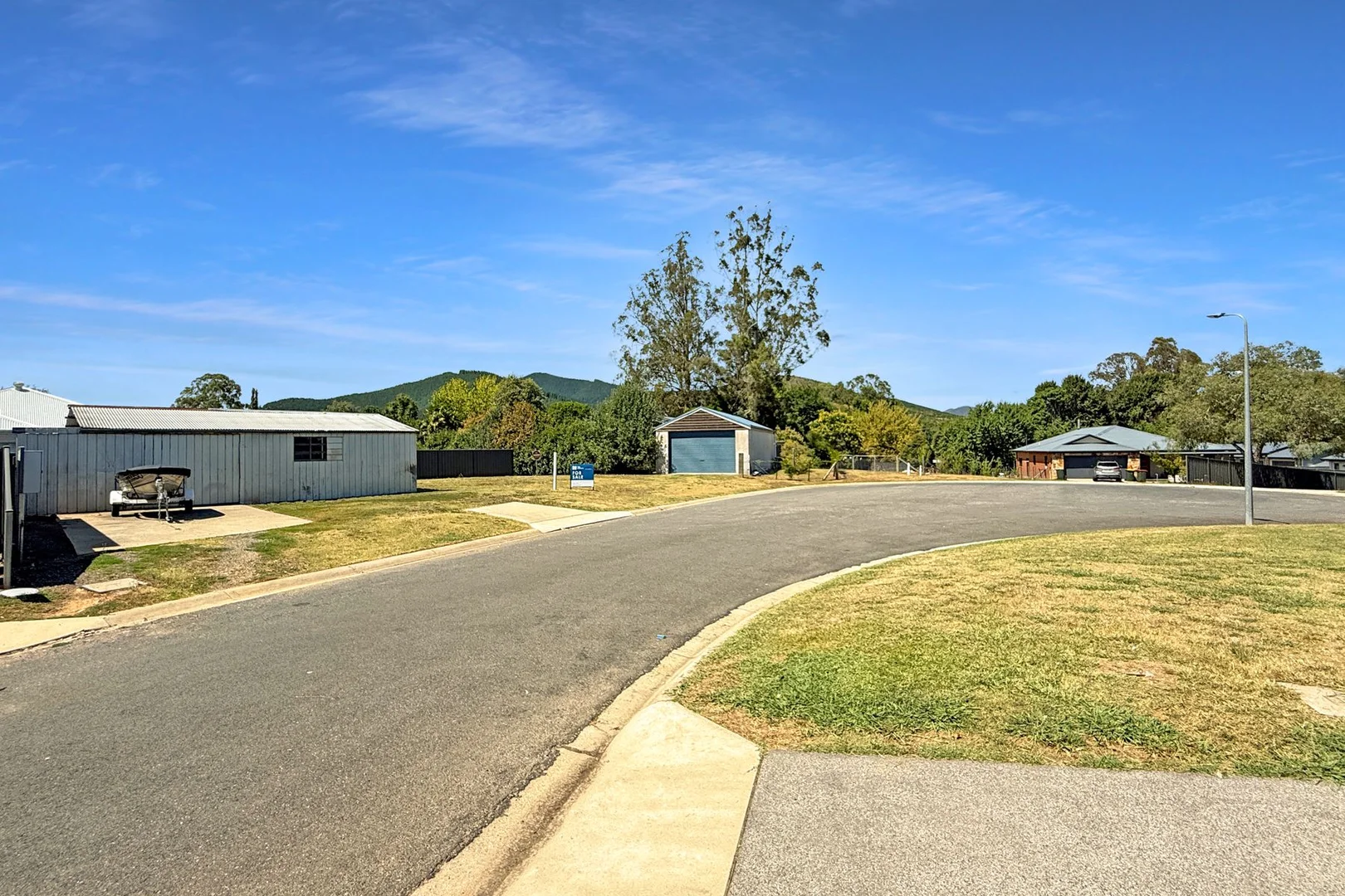Additional image 13 of 5 Holmes Court, Porepunkah VIC 3740