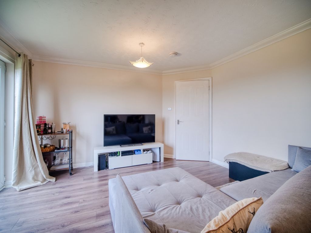 Additional image 4 of 2 bed flat for sale4 Arranview Court, Irvine KA12