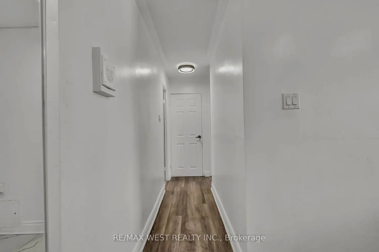 Additional image 11 of 2825 Islington Avenue