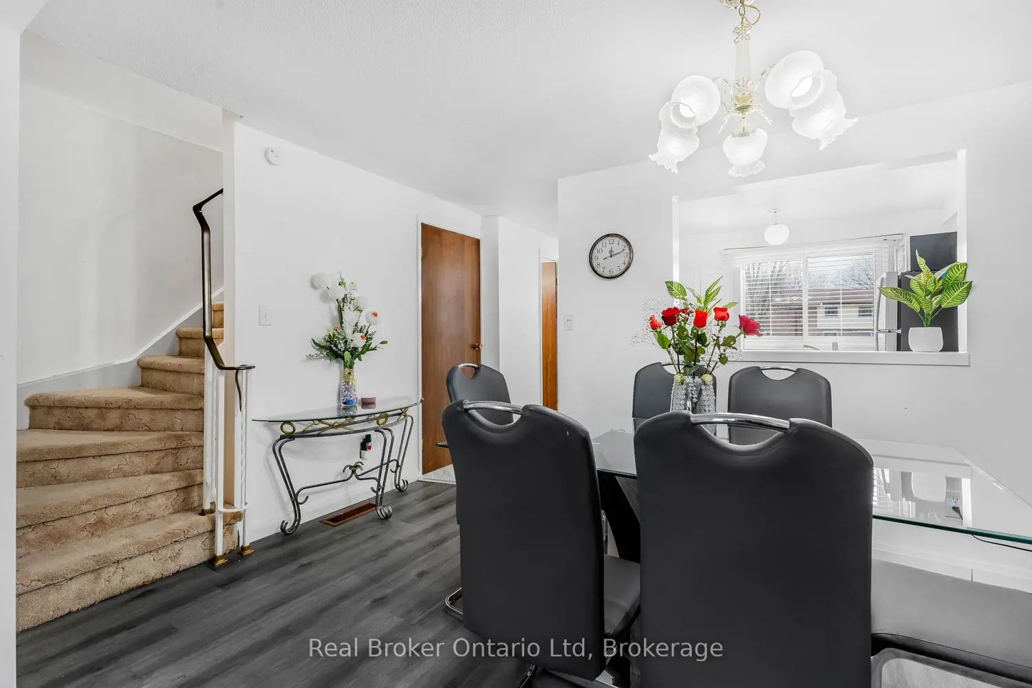 Additional image 8 of 5982 Dunn Street 8