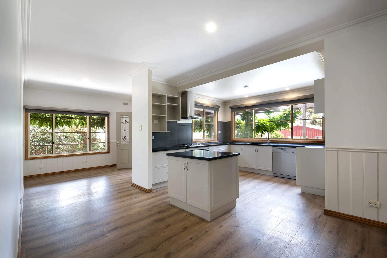 Additional image 8 of 104A High Street, Maldon VIC 3463