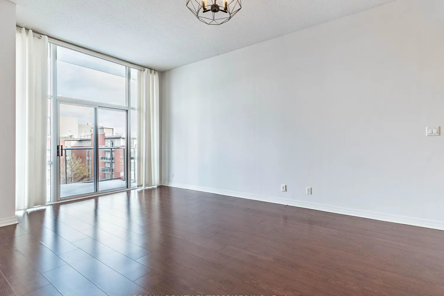 Additional image 7 of 70 Port Street 605