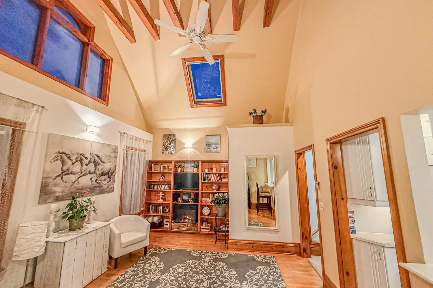 Additional image 6 of 166 Queen Street