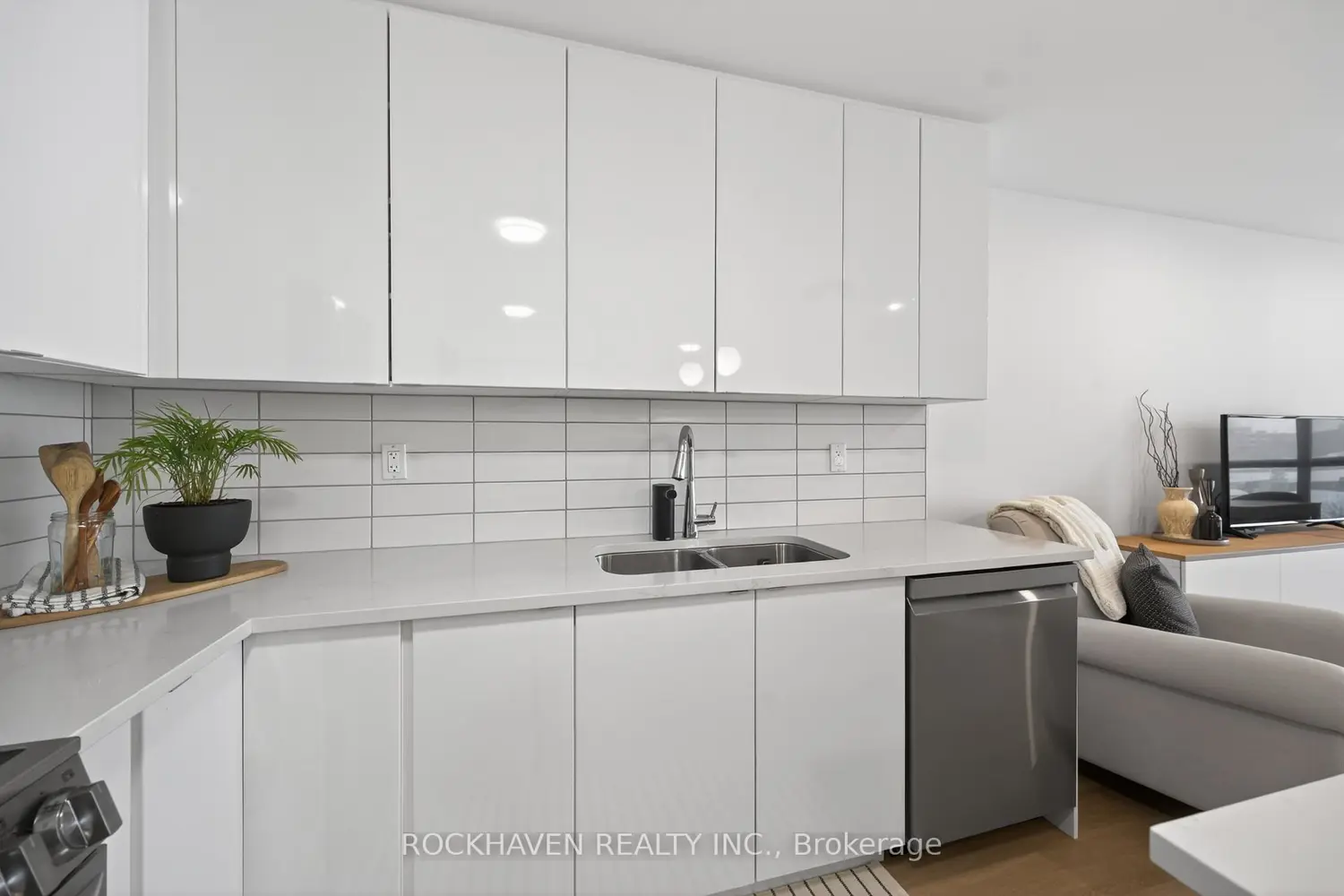 Additional image 8 of 5 Hamilton Street 503