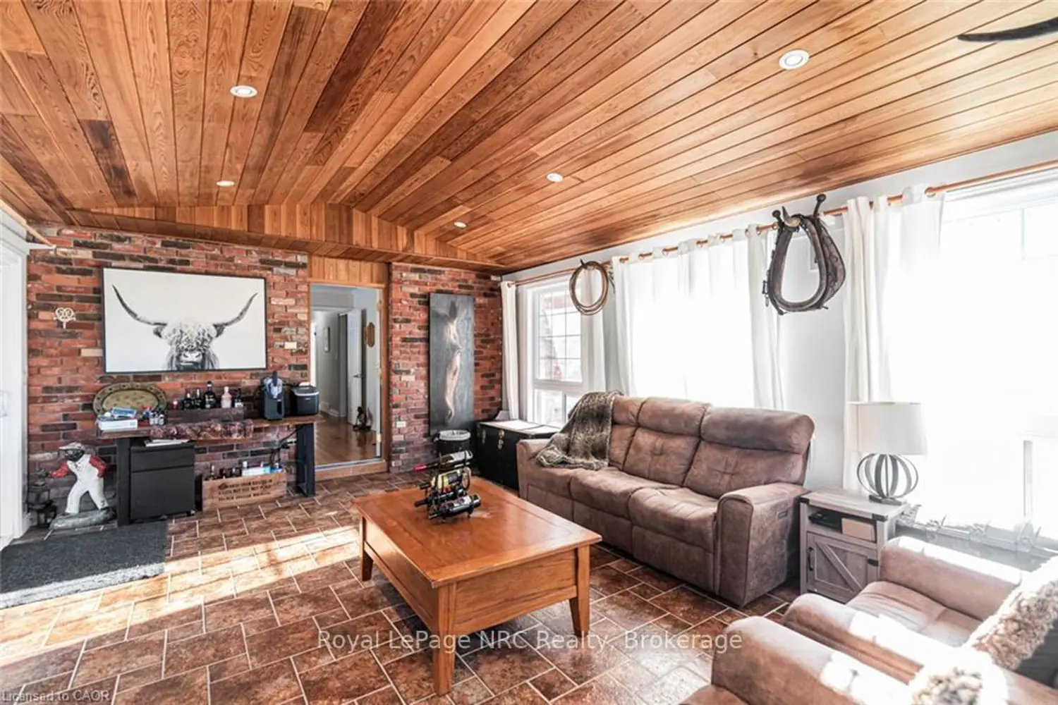 Additional image 13 of 7087 Rainham Road