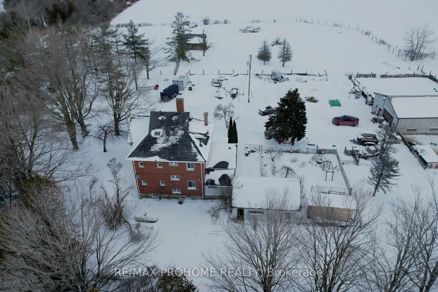 Additional image 5 of 3869 7Th Line