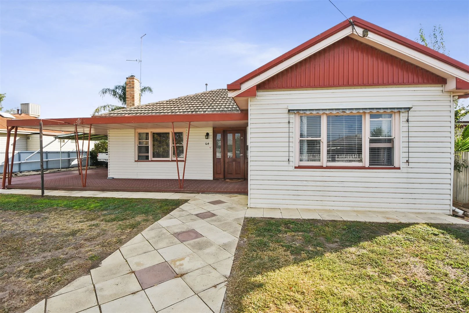 64 Edith Street, Horsham VIC 3400