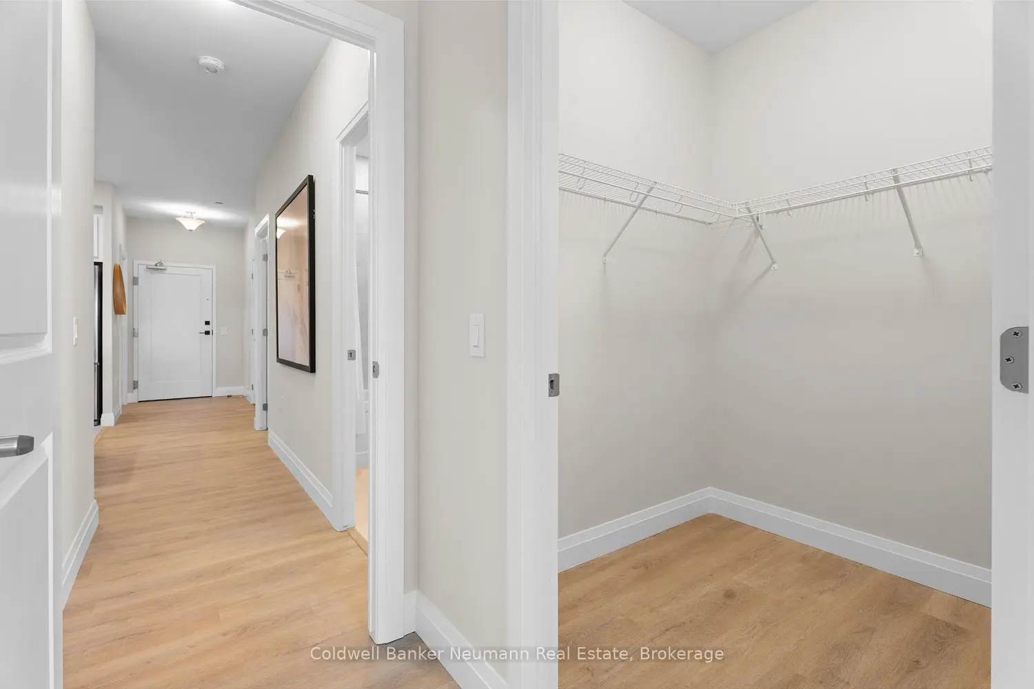 Additional image 8 of 1882 Gordon Street 308