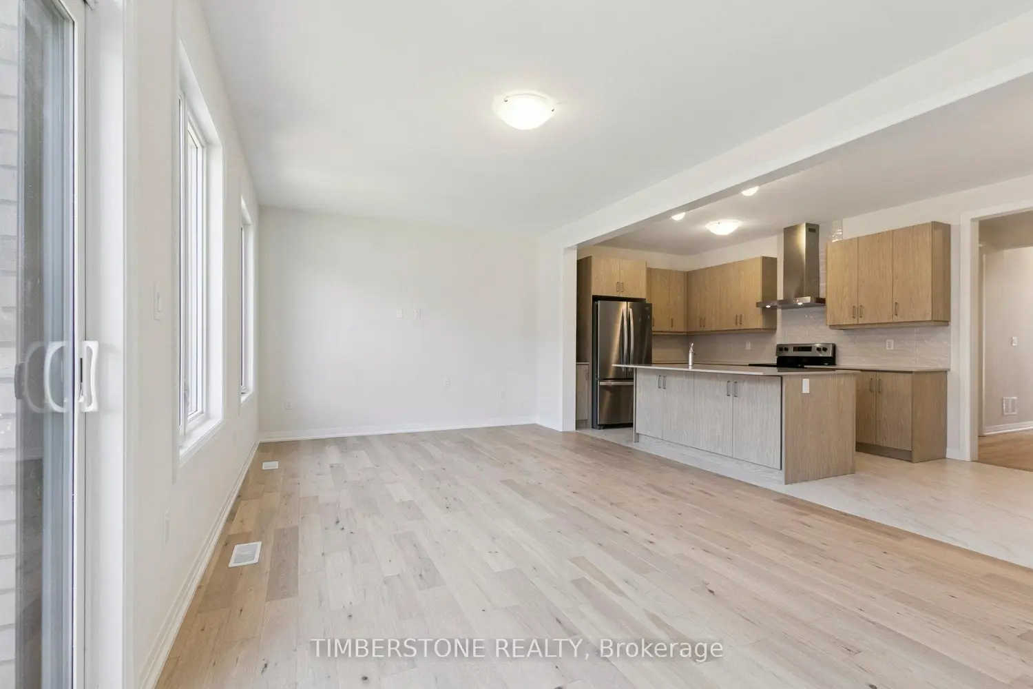 Additional image 6 of 1813 Narcissus Gardens