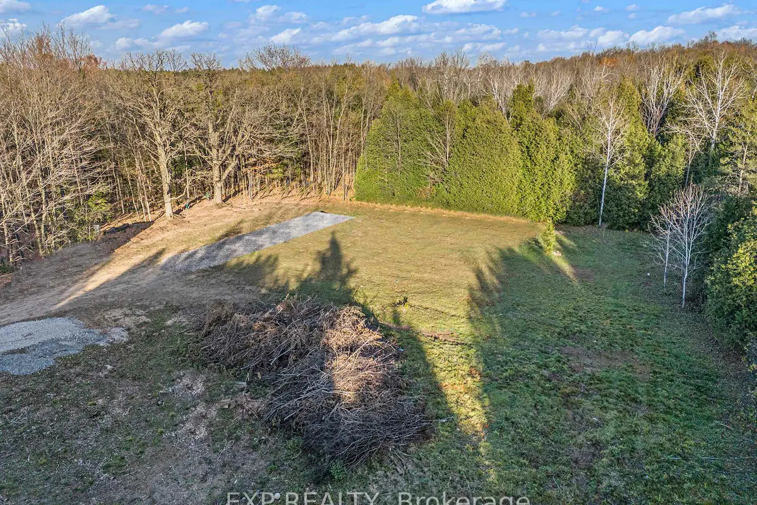 8014 Parkway Road photo 4