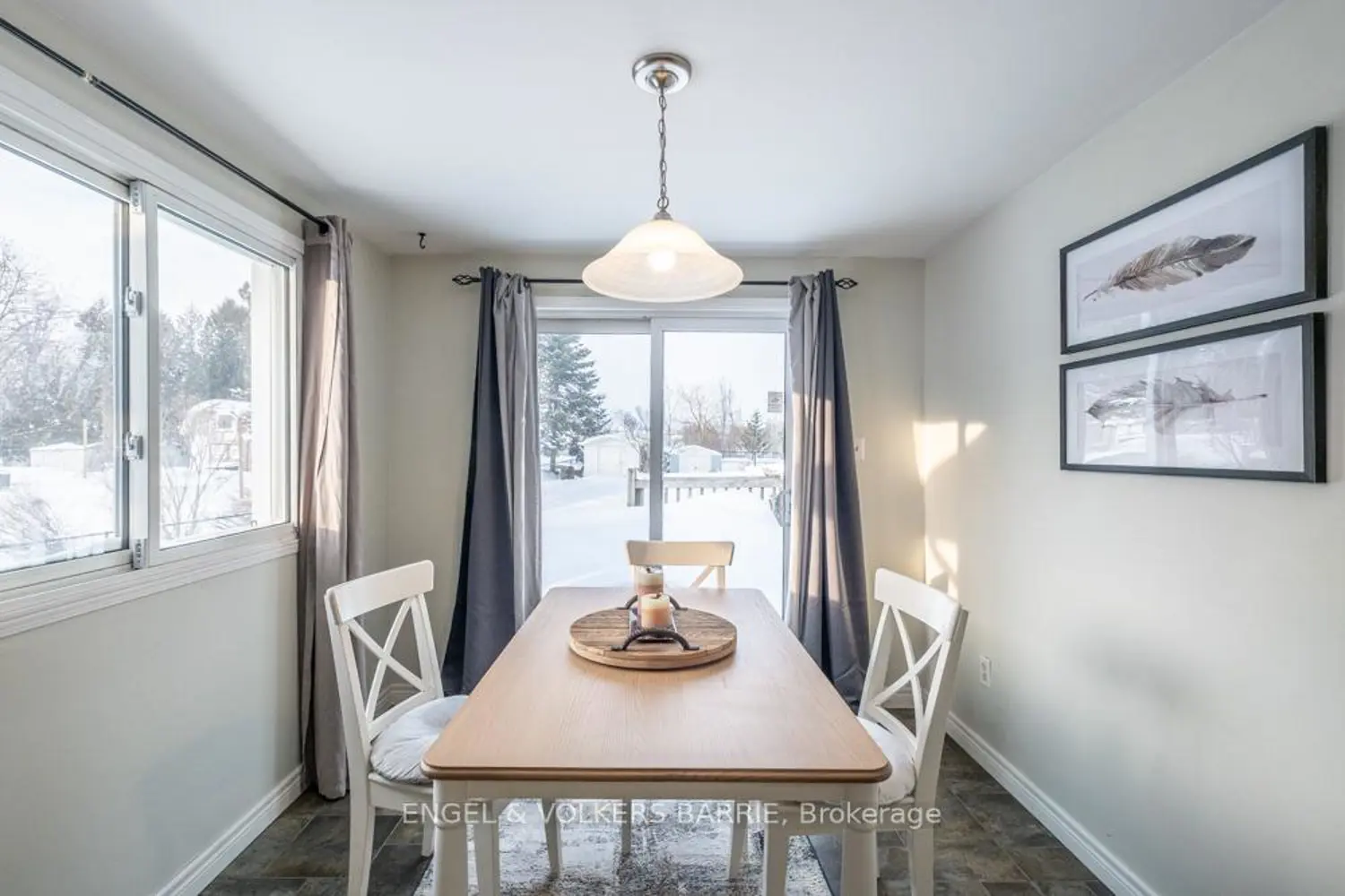 Additional image 4 of 1990 Victoria Street