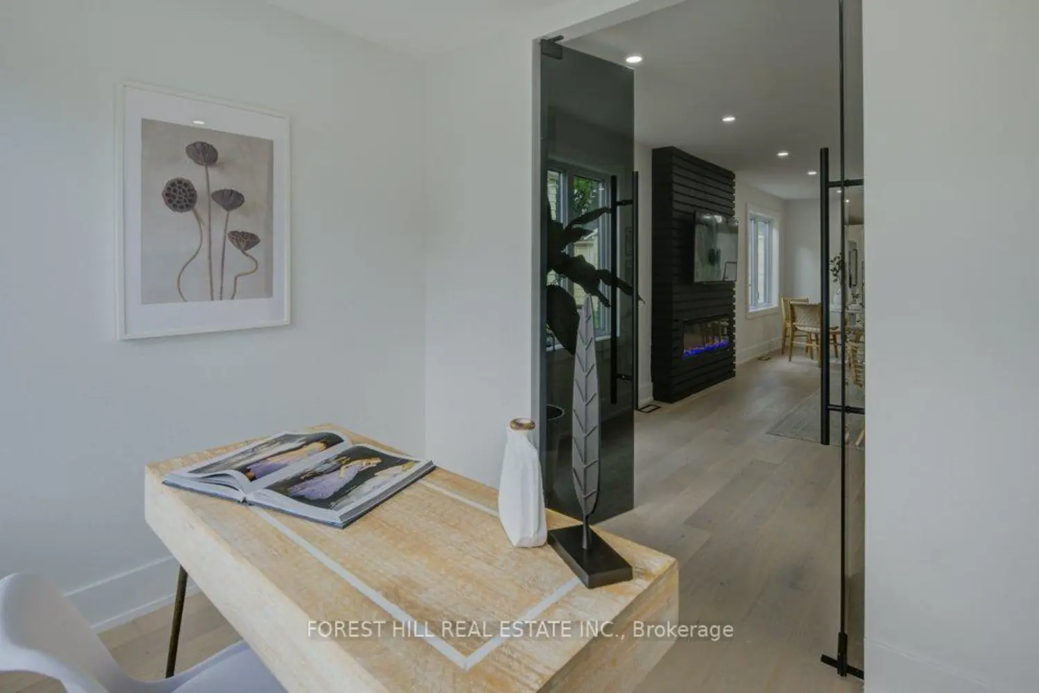 Additional image 5 of 4392 Ontario Street