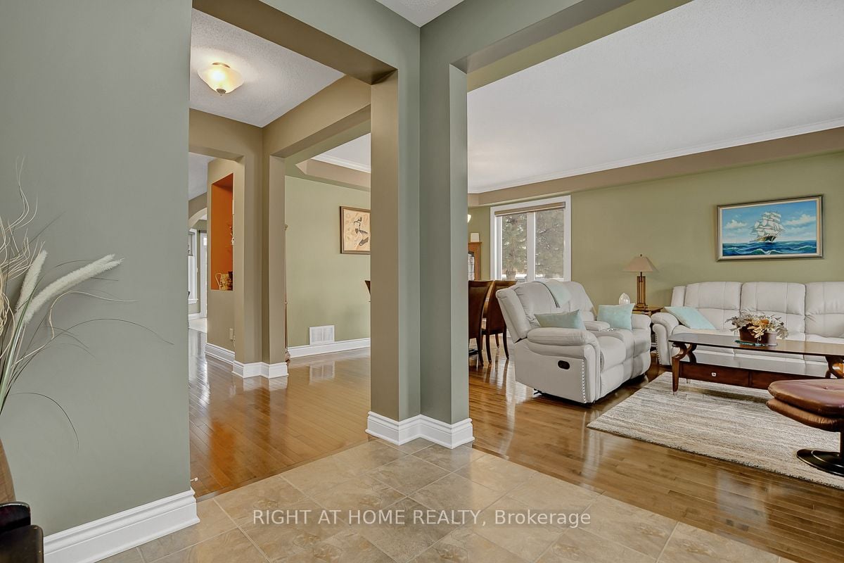 Additional image 5 of 701 Everlasting Crescent, Ottawa, ON, K4A 0K2
