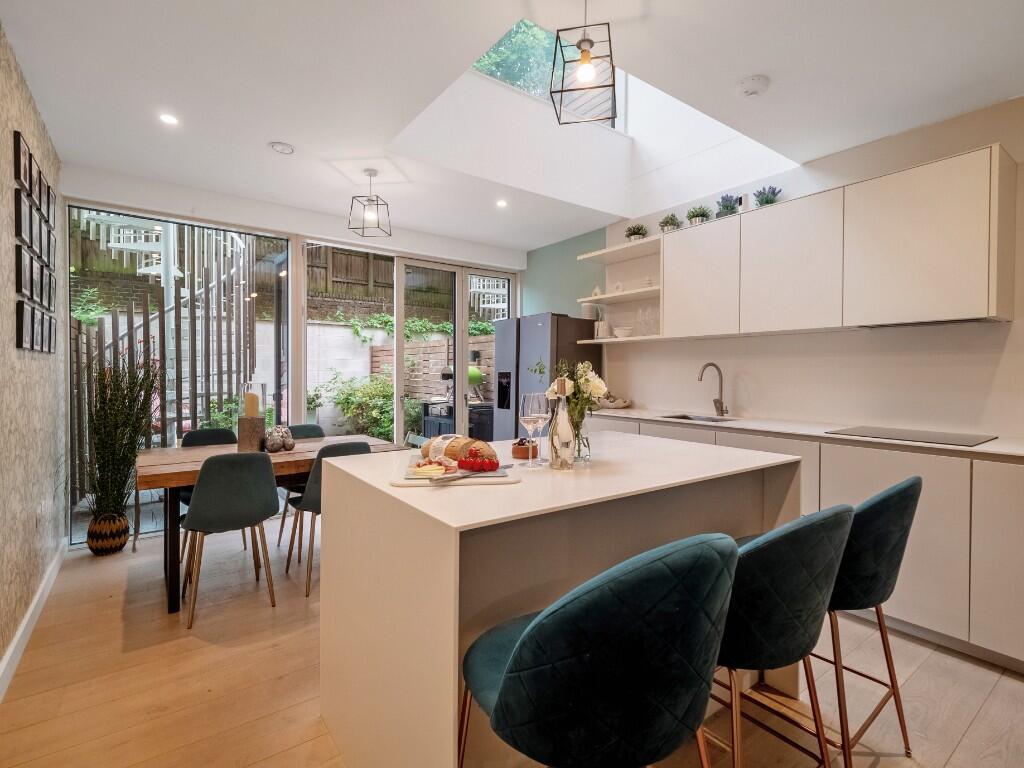 Additional image 3 of Gabriel Square, St. Albans, Hertfordshire, AL1