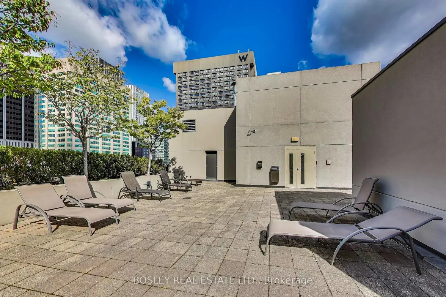 Additional image 16 of 85 Bloor Street 1007