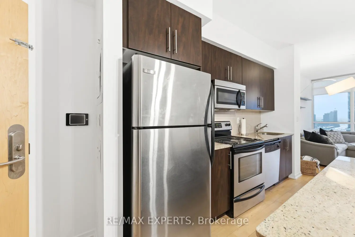Additional image 7 of 55 Bremner Boulevard 2405