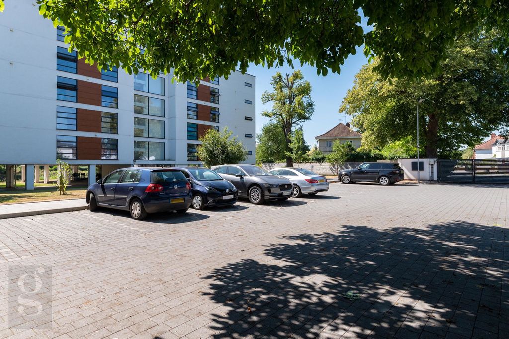 Additional image 23 of 2 bed flat for saleGreyfriars Avenue, Hereford HR4
