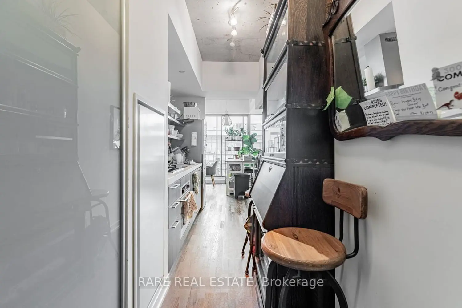 Additional image 3 of 560 King Street 1004