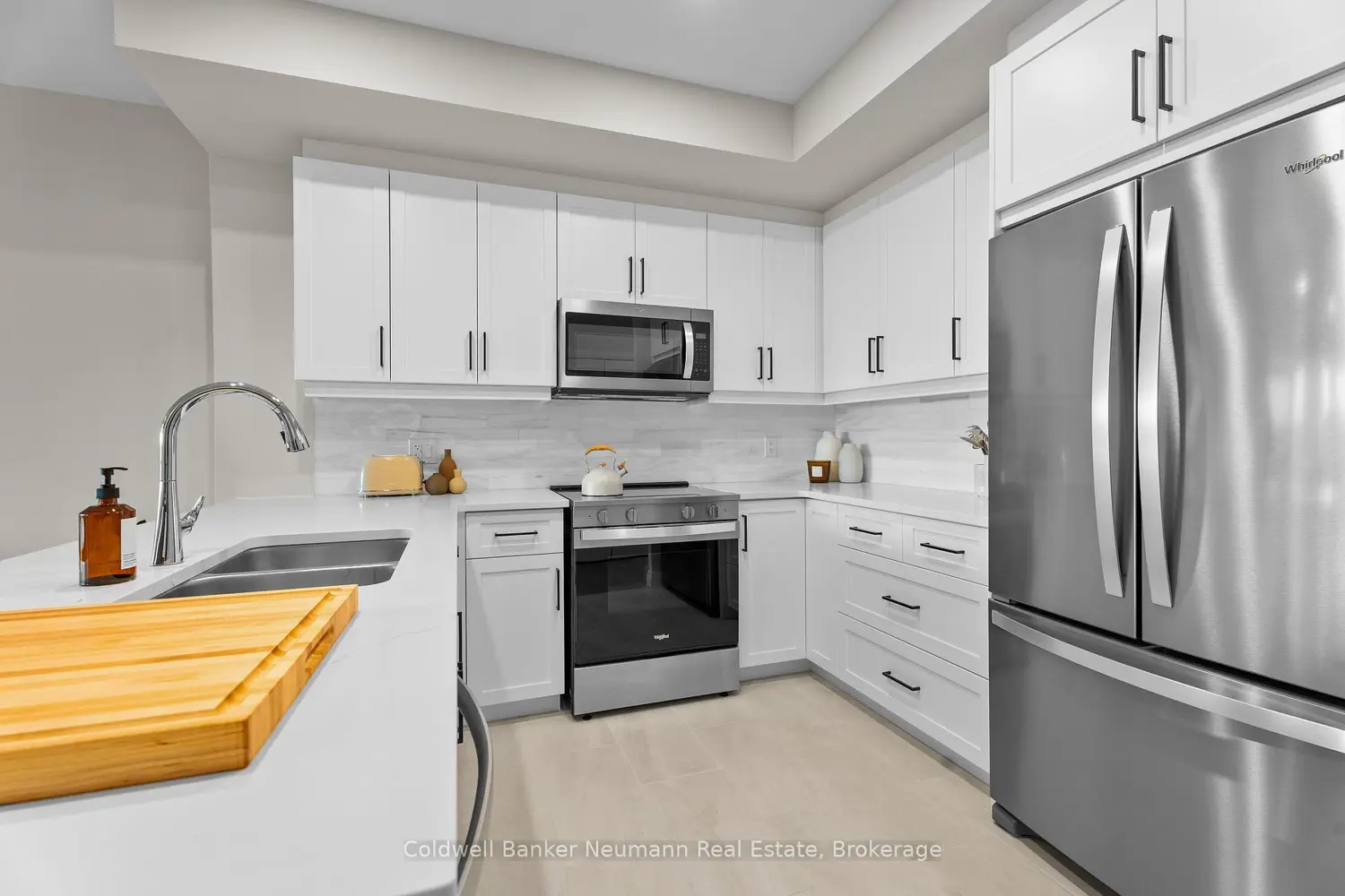 Additional image 3 of 1882 Gordon Street 308