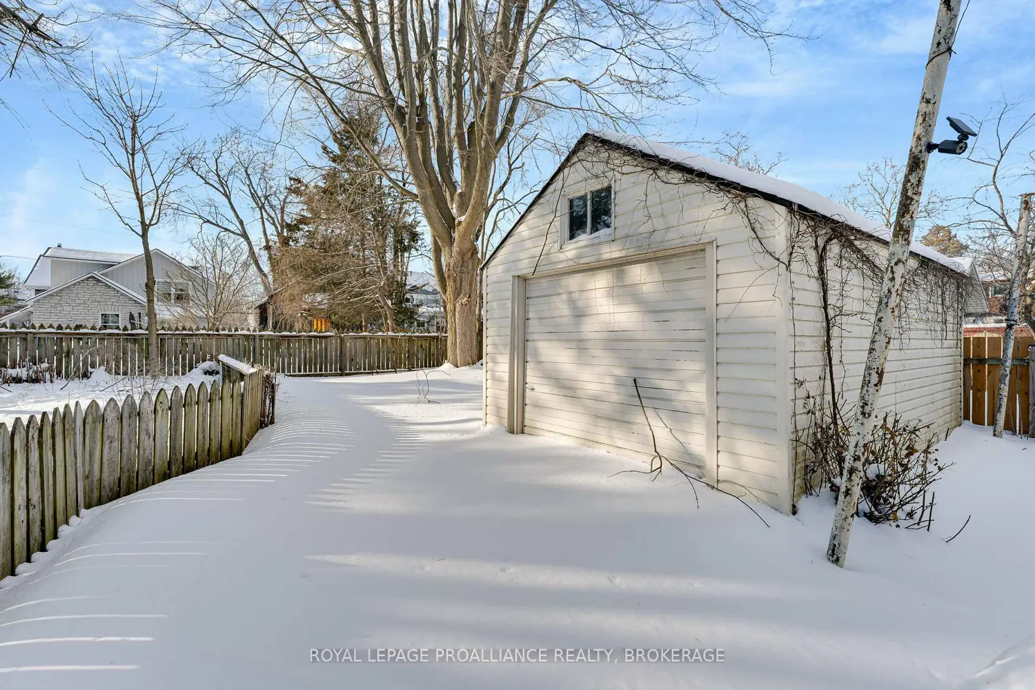 Additional image 15 of 32 Livingston Avenue