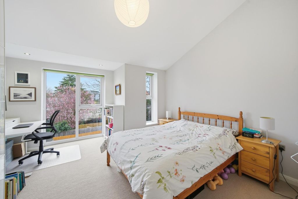 Additional image 10 of 3 bed terraced house for saleGrenville Drive, West Bridgford NG2