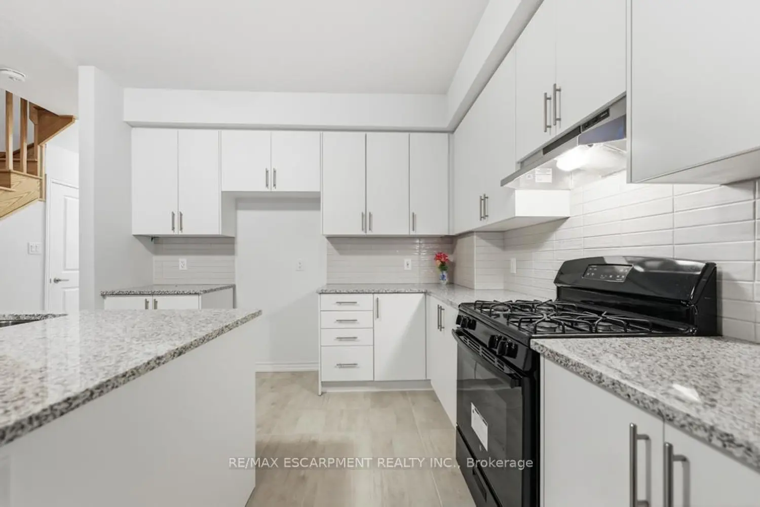 Additional image 5 of 9 Admiral Road