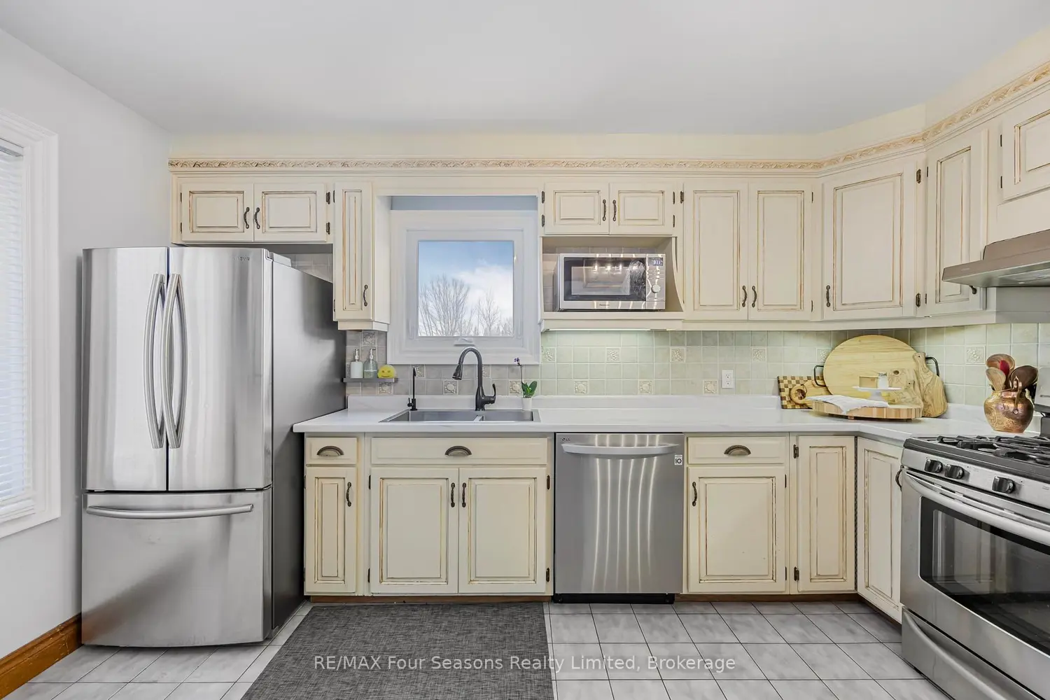 Additional image 7 of 3 Sydenham Trail